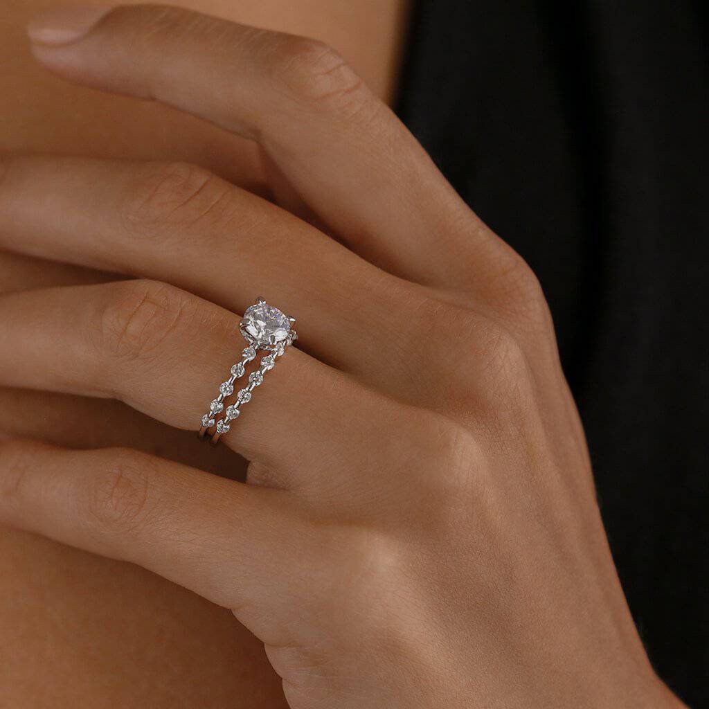 Brilliant Cut Wedding Set - Trove & Co.