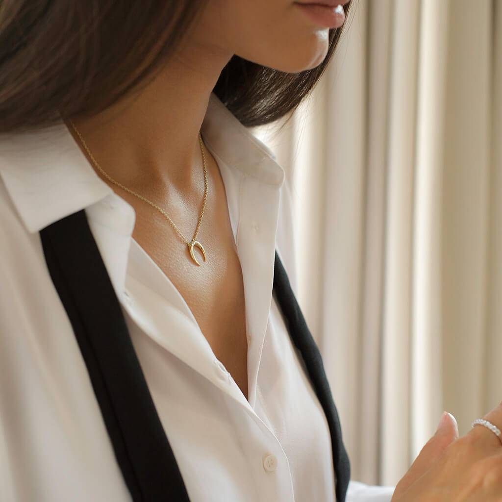 CRESCENT MOON NECKLACE WITH STONES - Trove & Co.