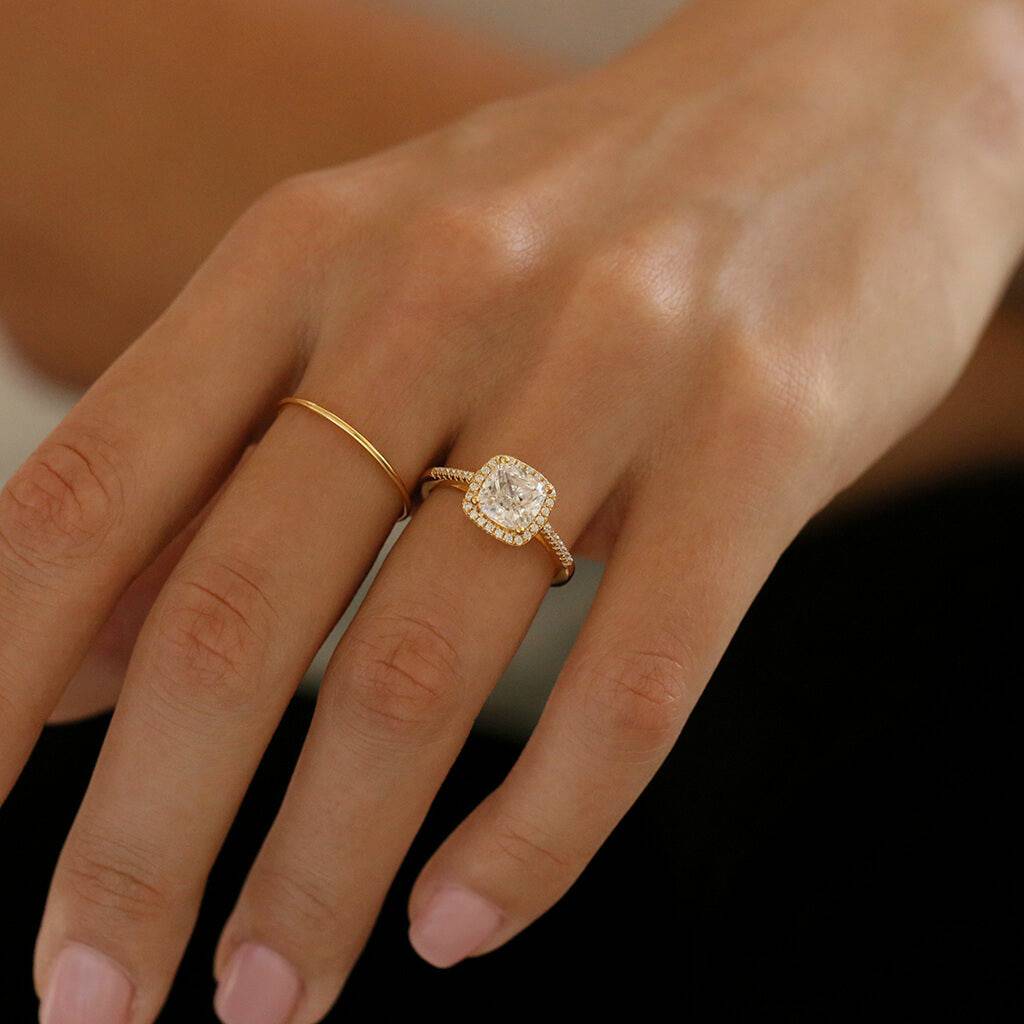 HALO ENGAGEMENT RING - Trove & Co.