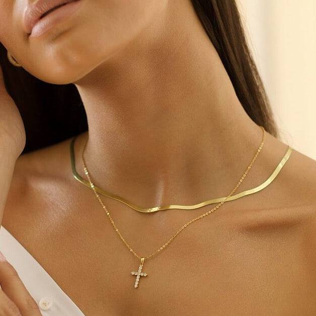 CROSS NECKLACE - Trove & Co.