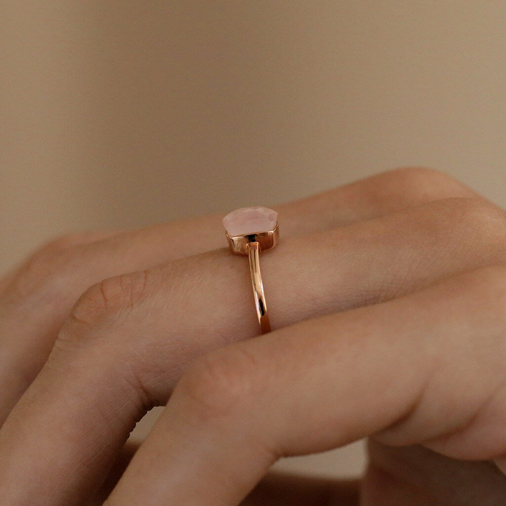 ROSE QUARTZ RING-Trove & Co.