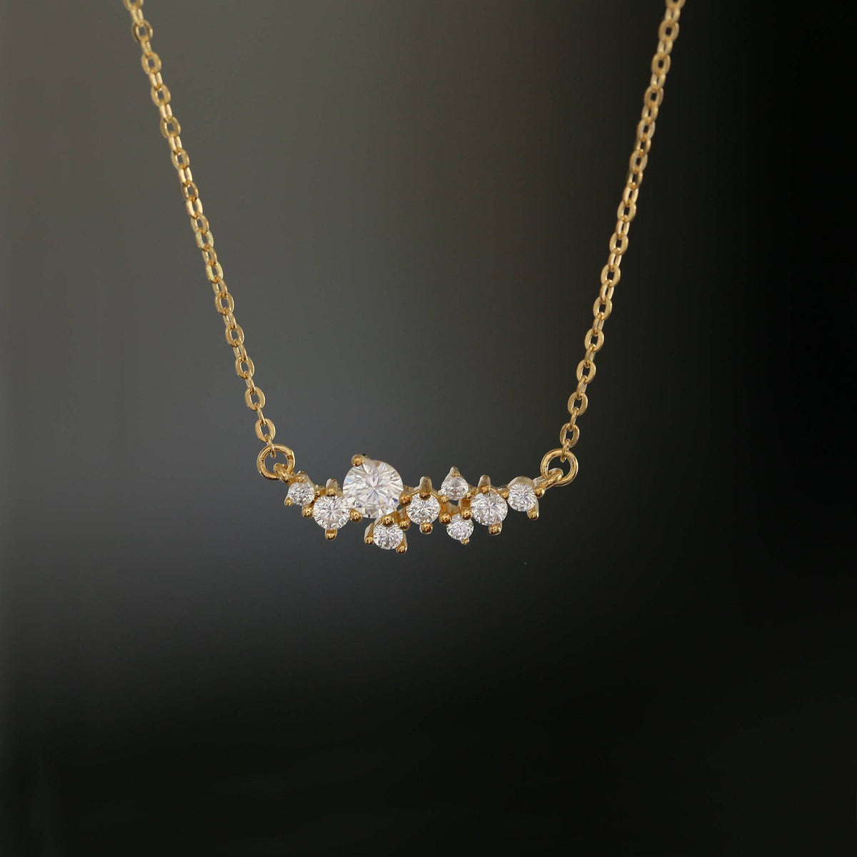 Gold cluster necklace - Trove & Co.
