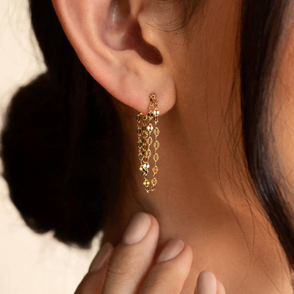 Shimmering Chain Earrings - Trove & Co.