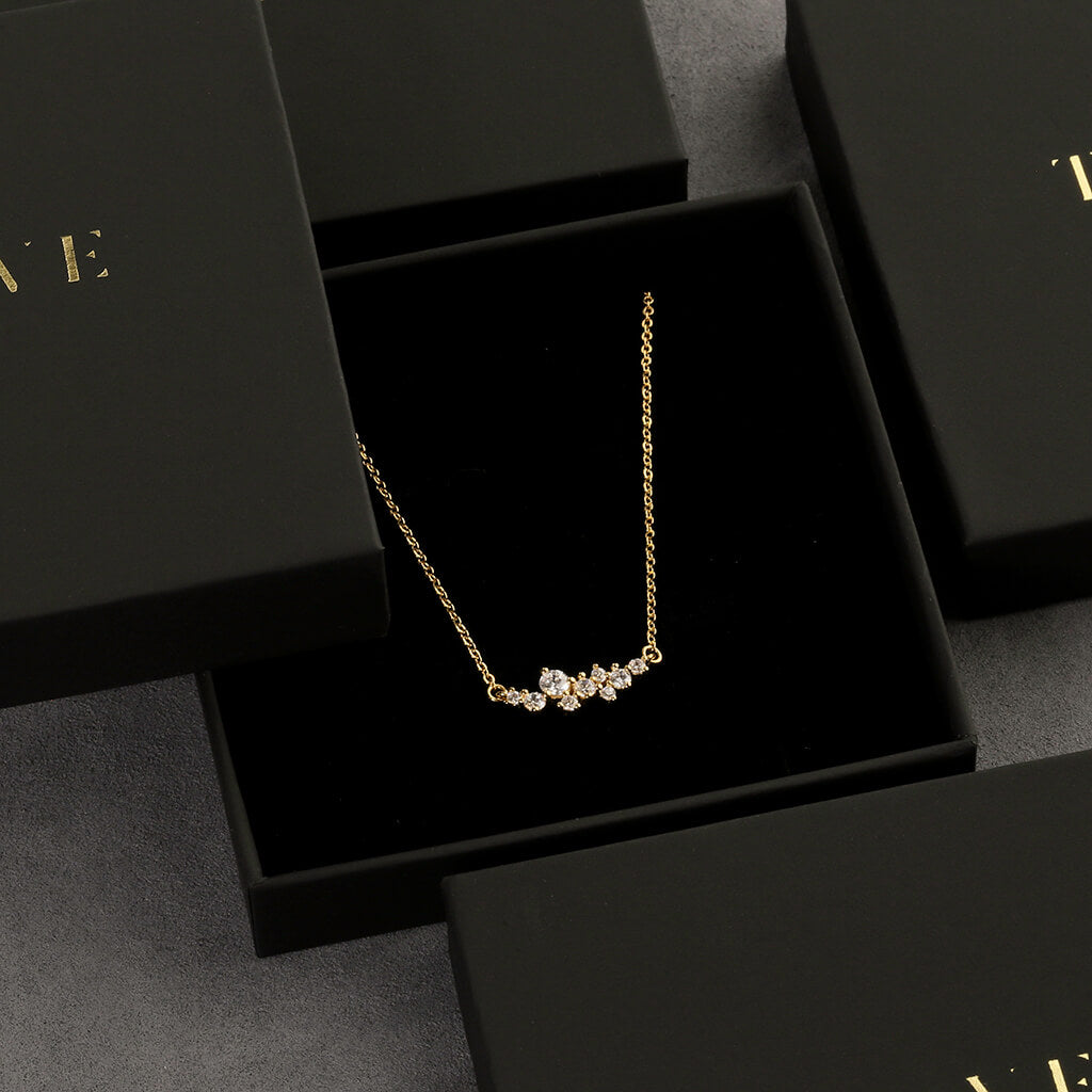 Cluster necklace gold - Trove & Co.