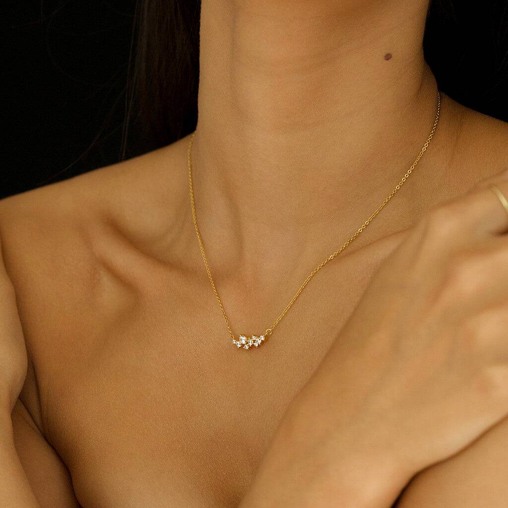 Gold cluster necklace - Trove & Co.