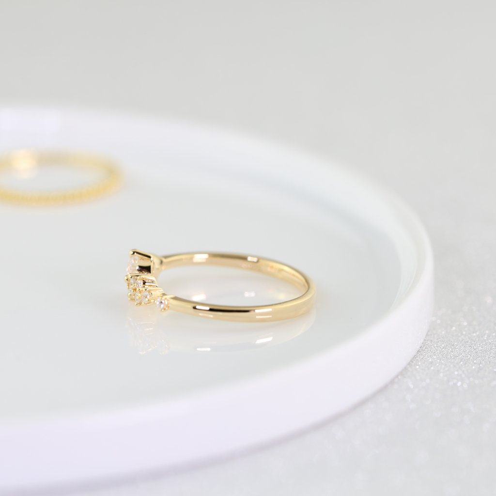 Cluster ring with cubic zirconia - Trove & Co. - Trove & Co.