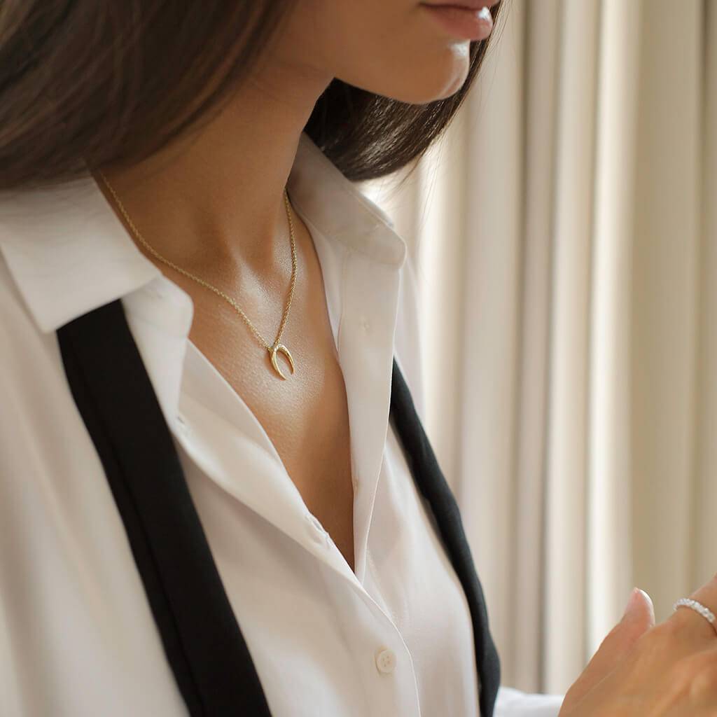 CRESCENT MOON NECKLACE WITH STONES