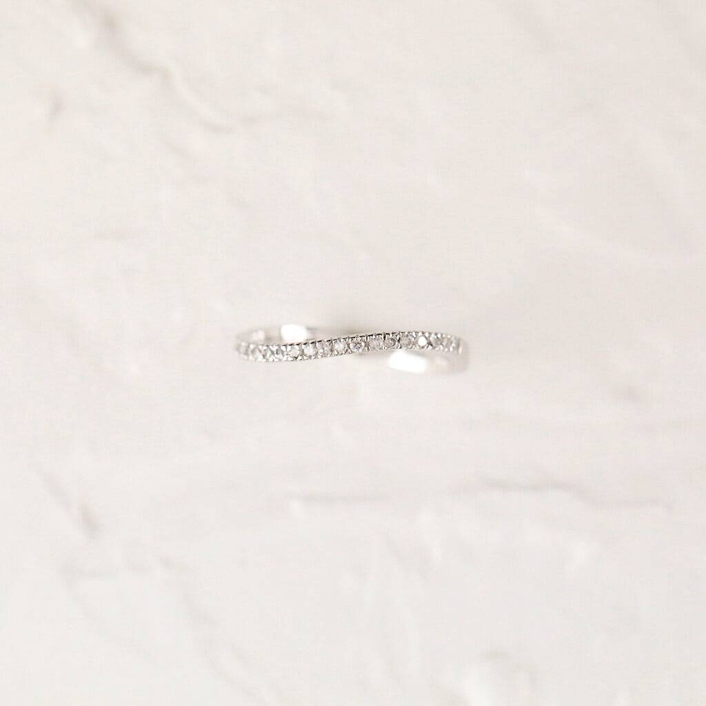 CURVED ETERNITY BAND - Trove & Co.
