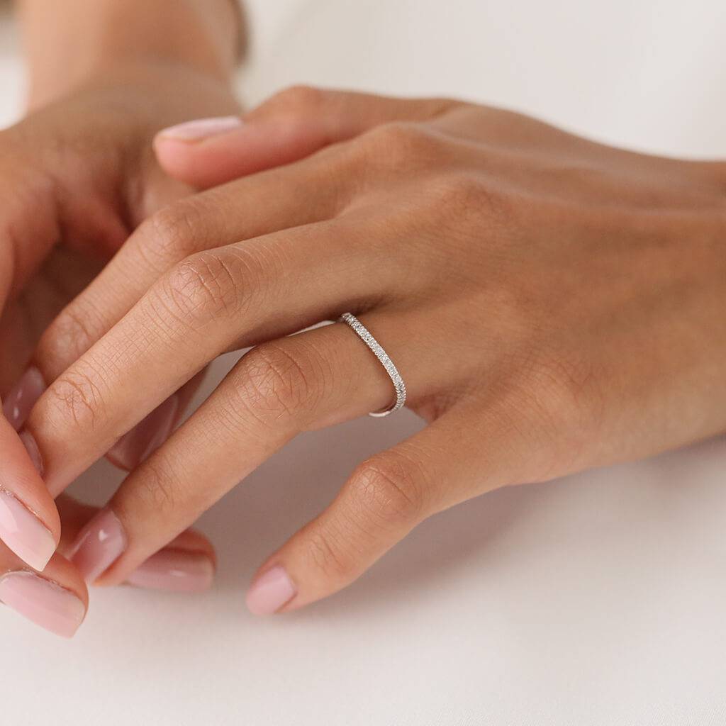 CURVED ETERNITY BAND - Trove & Co.