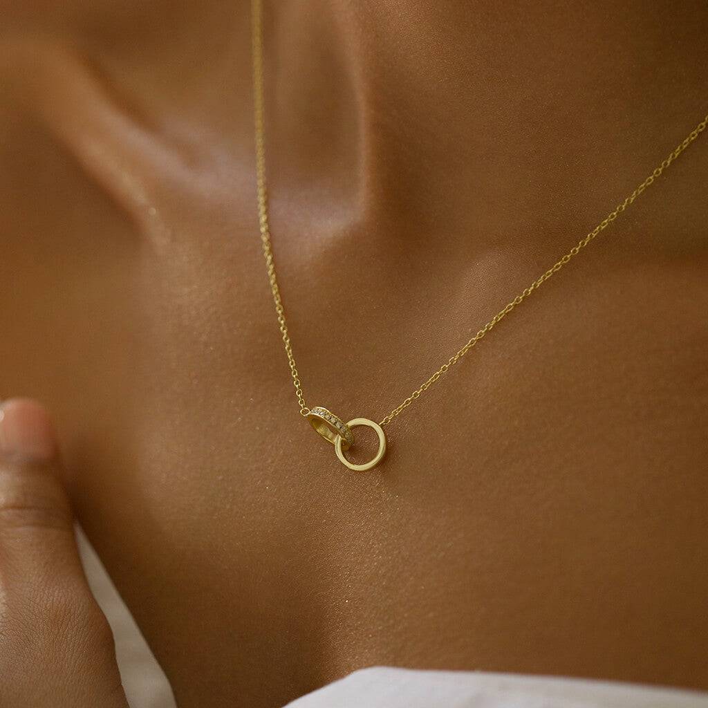 DOUBLE HOOP NECKLACE - Trove & Co.
