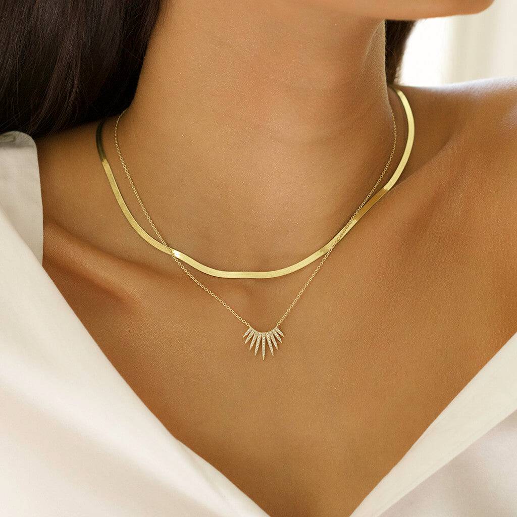 FAN NECKLACE - Trove & Co.