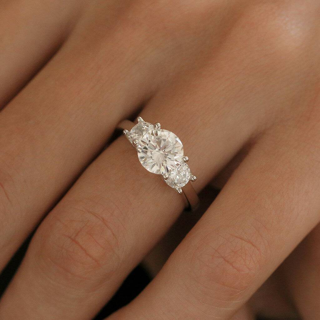 Radiance ring on the finger - Trove & Co.