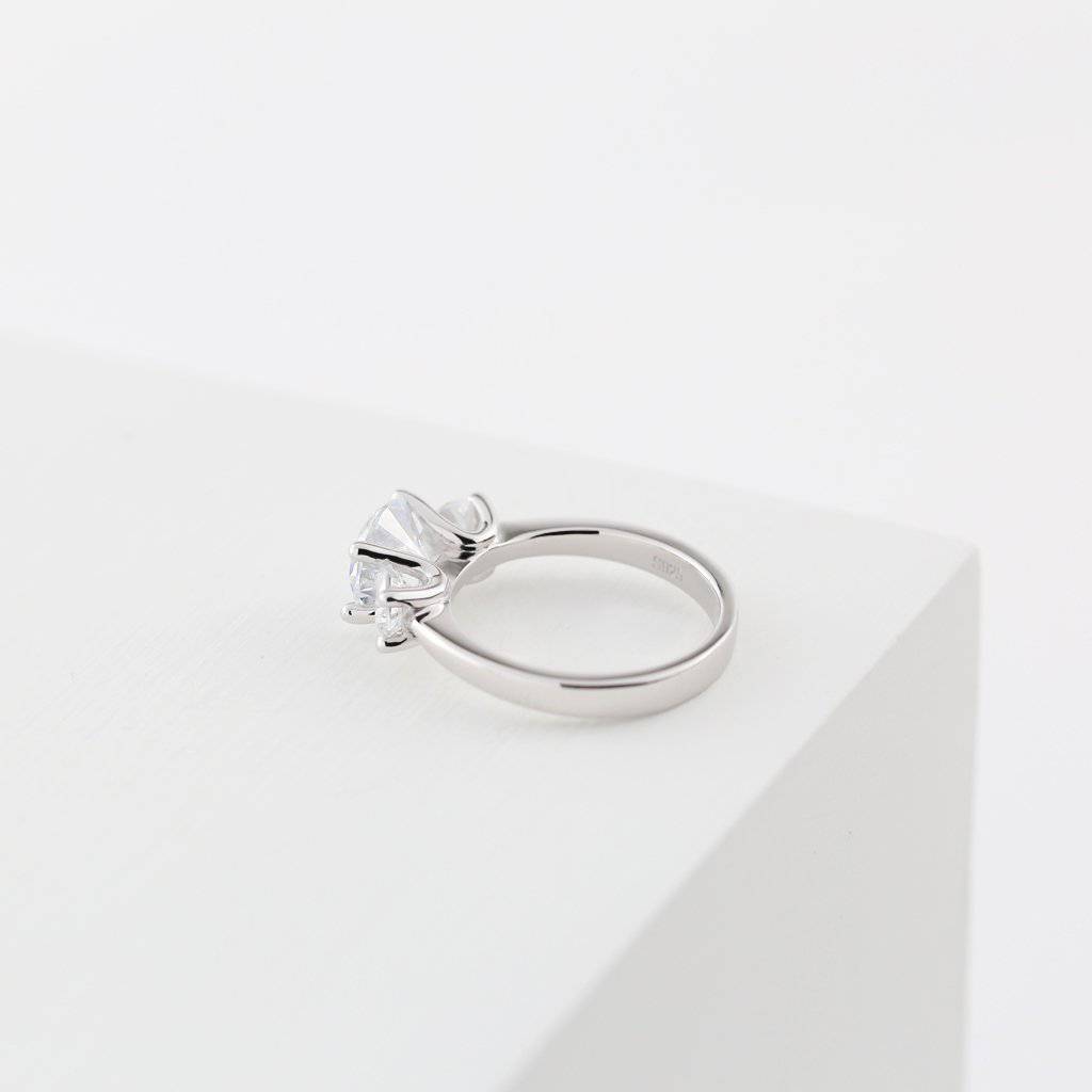 Radiance ring - Trove & Co.