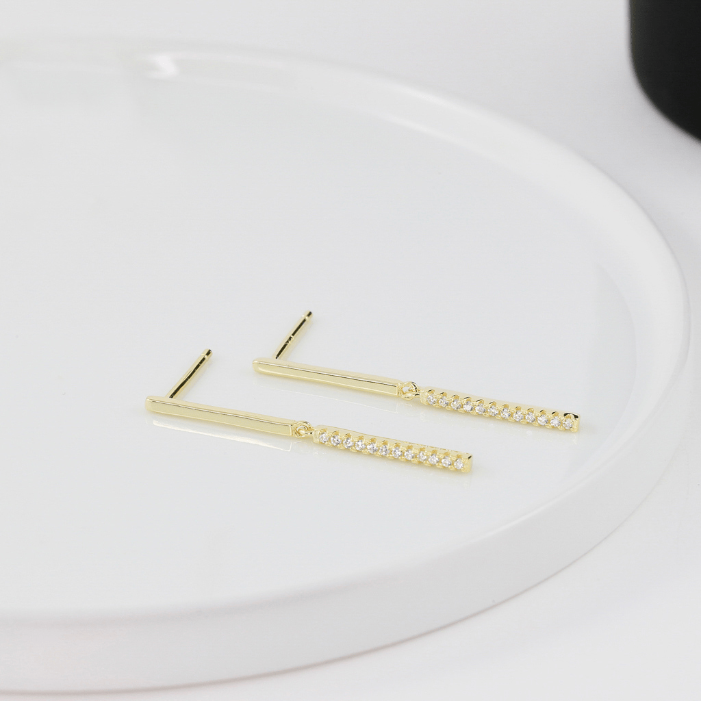 SHIMMERING BAR EARRINGS - Trove & Co.