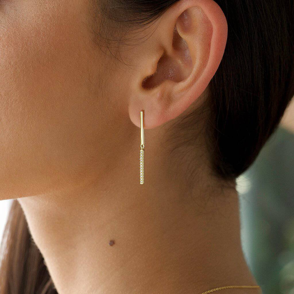 SHIMMERING BAR EARRINGS - Trove & Co.