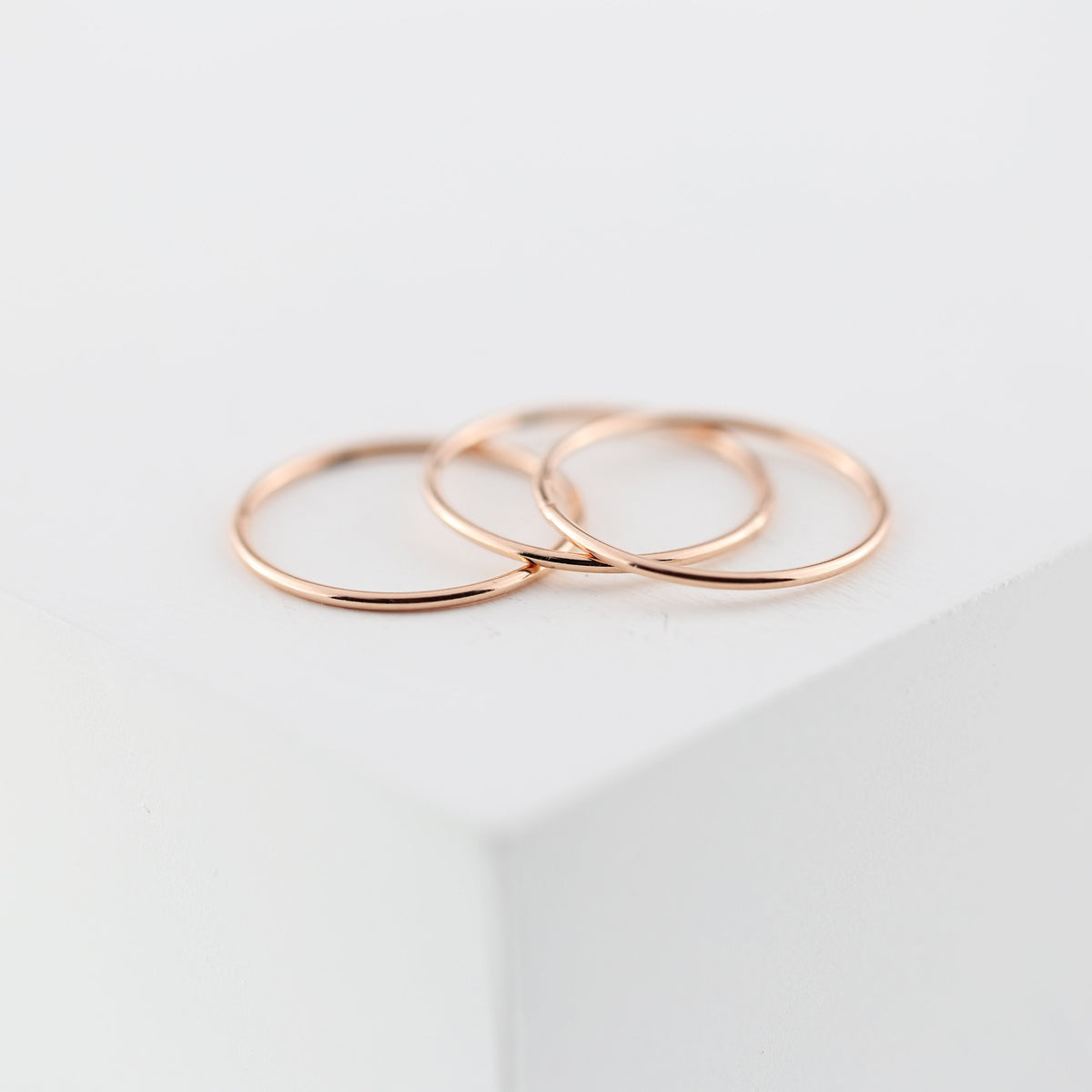 THIN SMOOTH BAND SET OF 3 - Trove & Co.